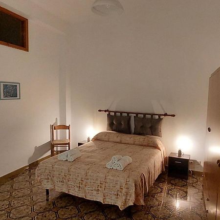 Jonia Appartamento Vacanze Vicino Al Mare Con Giardino Pulsano Buitenkant foto